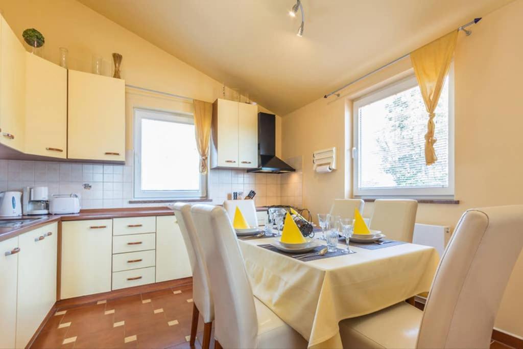 Apartman Stela Poreč Exteriör bild