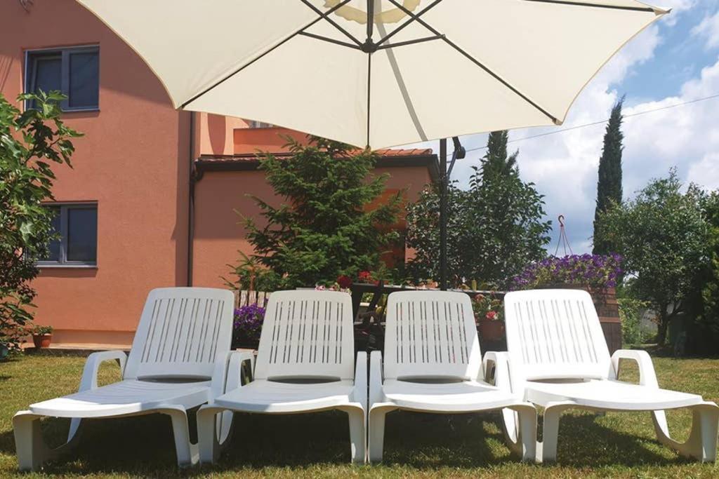 Apartman Stela Poreč Exteriör bild